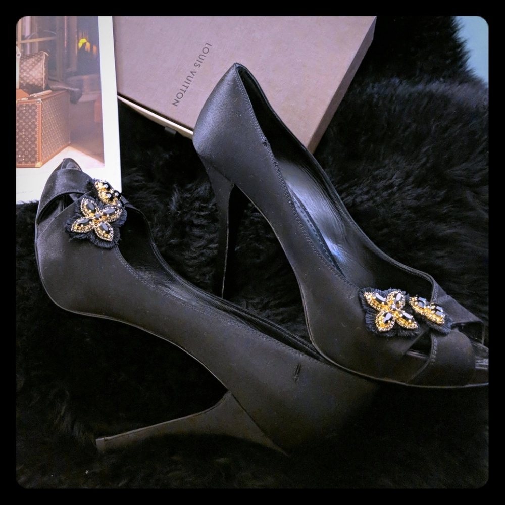 Louis Vuitton Satin Athen Jeweled Pump